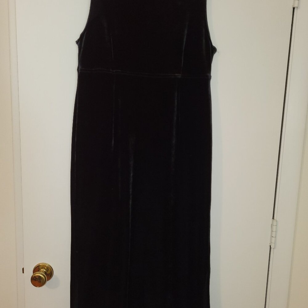 Dressing Clio Black Velvet Dress. Size S(8/10)